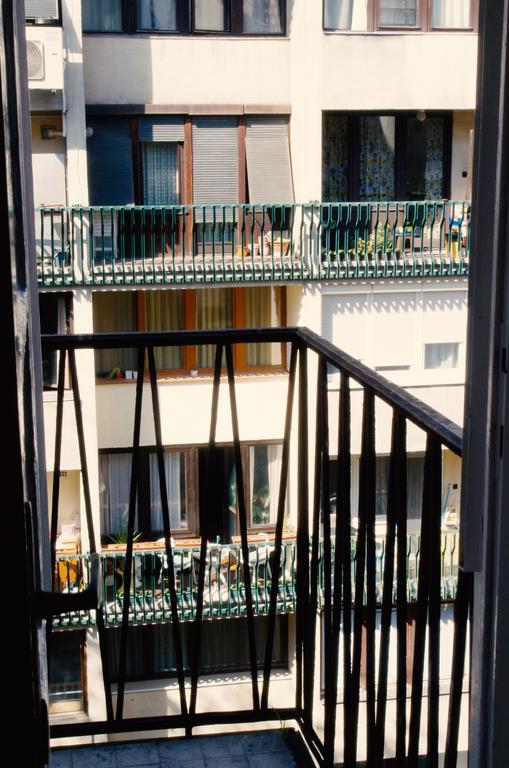 Blumen Apartment Budapest Eksteriør bilde